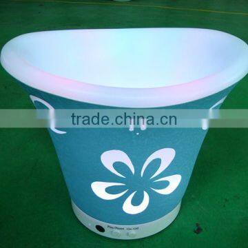 Manufacturer L36.5*W32.5*H27CM Leather Figure PE Ice Bucket Stand Lighted With Remote Control 16 Mix Changeable Colors