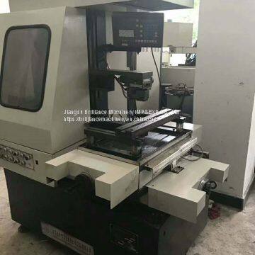 Taizhou Xingyue DK7732 Cutting Machine