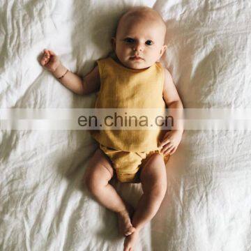 New Soft Yellow Two Pieces Baby Cotton and Linen Clothes Sets Top Tshirt & Shorts 2pcs Set photo-4
