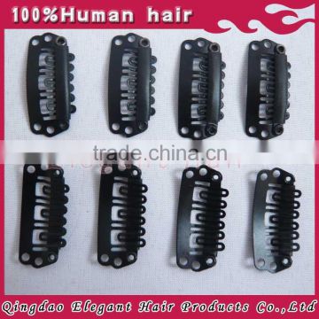 Various sizes of clips using for hair extension with different colors