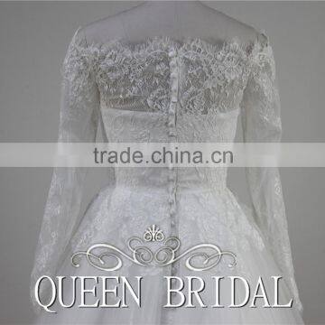 Ball Gown Appliqued Lace Boat Neck Wedding Dress Long Sleeve photo-5