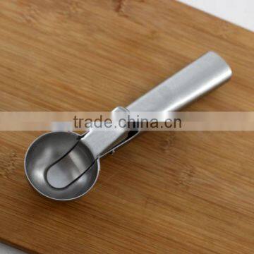 FOOD SAFE STAINLESS STEEL ICE CREAM SPOON