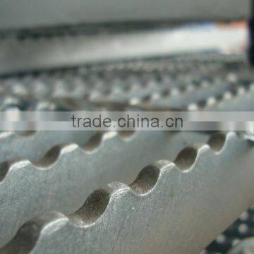 Serrated hot dipped galvanized steel grating