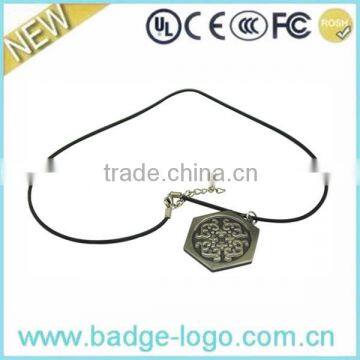 Fashion Black Leather Necklace on Promotion