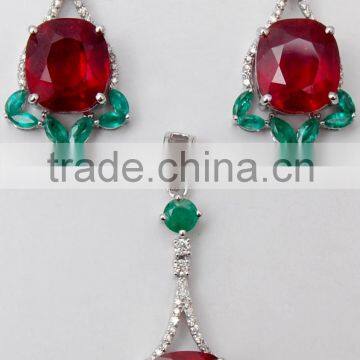 Hanging Cushion Cut Ruby Marquise Emerald In White Gold Earring Pendant Set