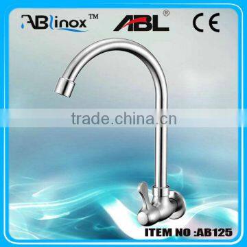 Casting kitchen one handle wall mounted faucet