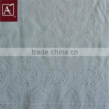 Eyelet Embroidery Cotton Fabrics For Garment photo-2