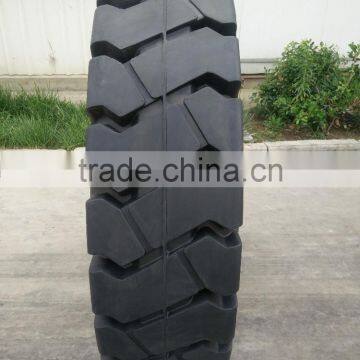 China Top Quality Factory Sales Directly Solid Forklift Tires 7.00-12 825-12, 700x12 Solid Rubber Cushion Linde Tire With Lug photo-6