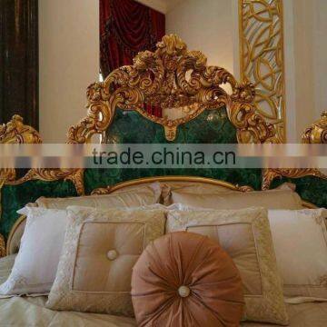 European Style World Precious Silky Malachite Bedroom Furniture, Gooden Wood Carved Bed with Green Streak