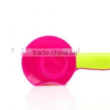 J152 Children's Baby Shampoo Bailer Plastic Water Ladle photo-2