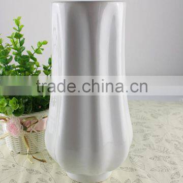 OEM Factory White Grace Horned Ceramic Vases photo-3