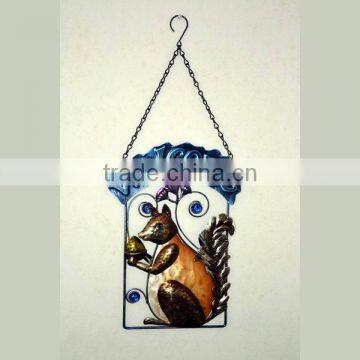 Metal hanging wall decor