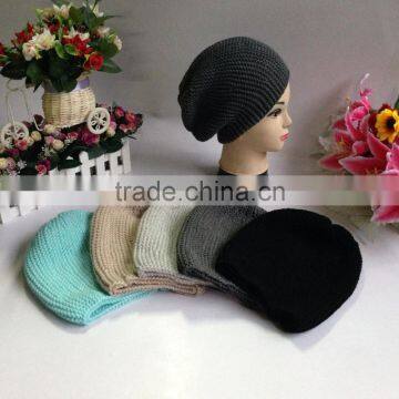Soft & Warm Cheap Price Acrylic Fashion Knitted Hat Factory in Five Colors photo-6