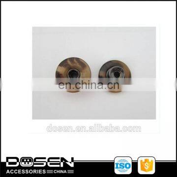 High quality fashion resin buttons zamak material make in china