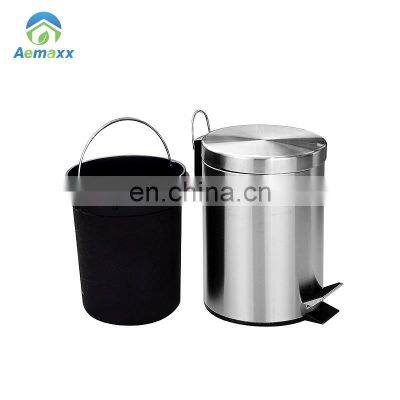 Продается круглый ножной мусорный контейнер для ванной комнаты от Ohotel, изготовленный из нержавеющей стали и с педальным приводом photo-3