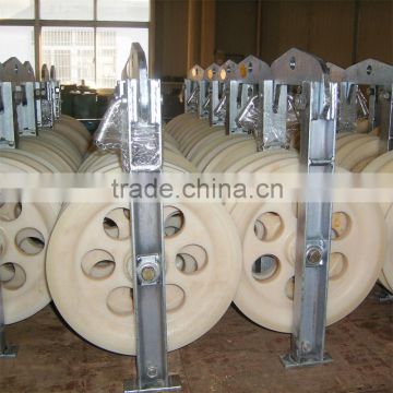 Aluminum pulley blocks or BUNDLED CONDUCTORS PULLEYS or Sheave