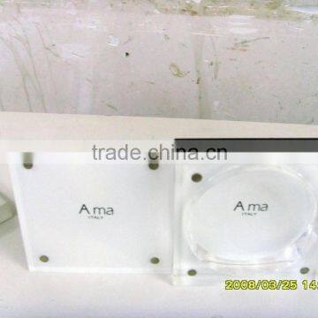 Fashion Magnetic Clear Acrylic Photo Frame for Home Decoration photo-3