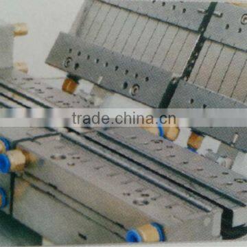 PVC extrusion mould factory/plastic mould manufacturer/PVC pipe extrusion mould/PVC gutter extrusion mould/foam extrusion mould