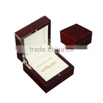 Championship Wood Ring Display Box photo-3