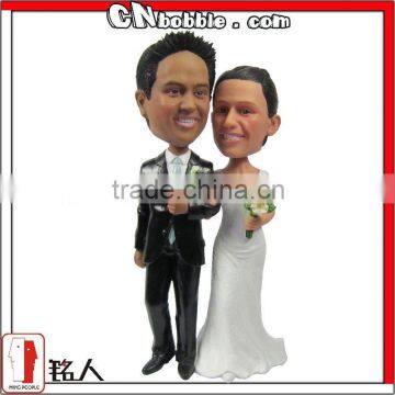 custom wedding decoration couple bobble head figurine