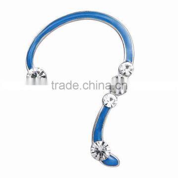 Women Wear Earring Jewelry Luminous Diamond Cuff Earrings photo-3
