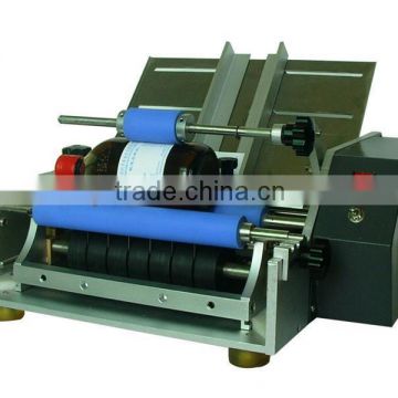 Using sample paper label Paste Labeling Machine