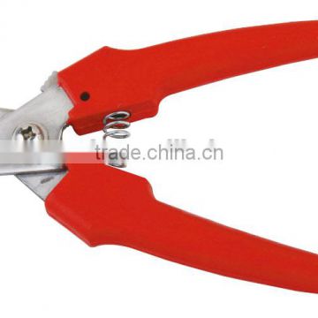 Pig tail resection and help you cut pig tail pliers easily with plastic and metal