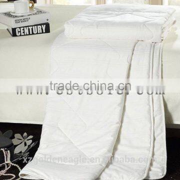 Classic Comfortable Mulberry Silk Quilt