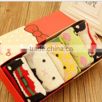 032012 -H5 High quality children christima middle tube gifts box socks 2015