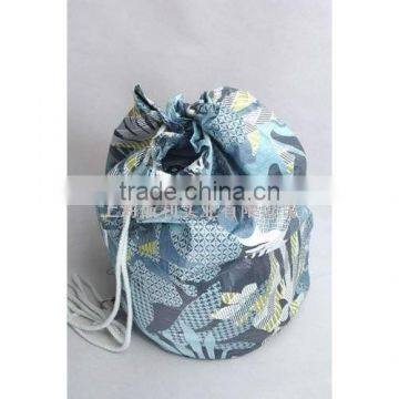 Foldable drawstring bag with tyvek material