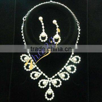 fashion design pearl jewelry set