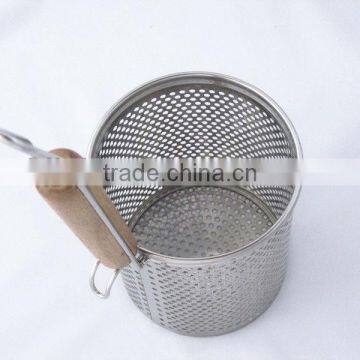 Stainless Steel Strainer With Wooden Handle photo-6