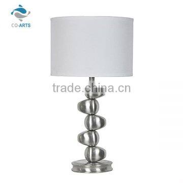 Chinese supplier room decoration white plug table lamp