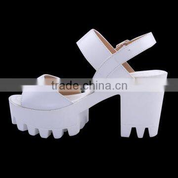 Comfortable White Latest Fashion Beautiful Chunky Heel Sandals 2016 photo-4