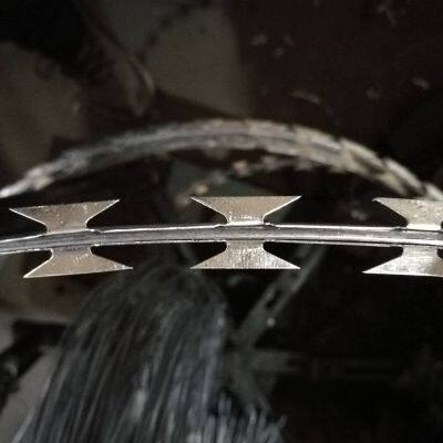 Hot Selling Galvanized Multiple Types Razor Barbed Wire photo-3