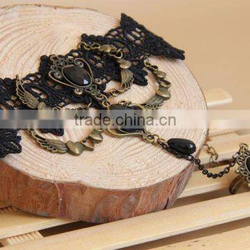 Jewelry Lace Bracelet With One Chain Ring photo-5