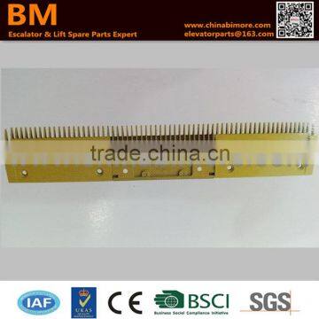 TF5195004,Escalator Comb Plate 202.8x107x22T,Right,Yellow