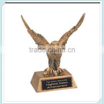 Resin eagle figuine trophy