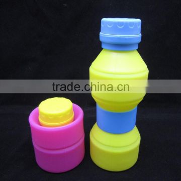 2015 hottest selling easy carry silicone foldable water bottle