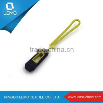 Zipper Puller Manufacturer, Long Embossed Rubber Zipper Puller Plastic