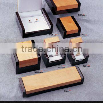 wholesale sofa style MDF wooden jewelry boxes