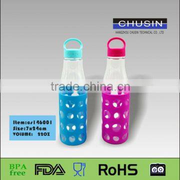 22oz 700ml plastic heat-resistant water bottle with blue/red/green/white silicone sleeve