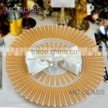 Wholesale Cheap Elegant Events and Home Decoration Gold Beaded Glass Wedding Charge Plate