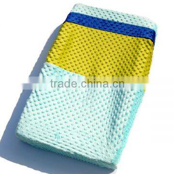 50pcs MOQ China Manufacture Make to Order Skin Friendly Change Mat Cover