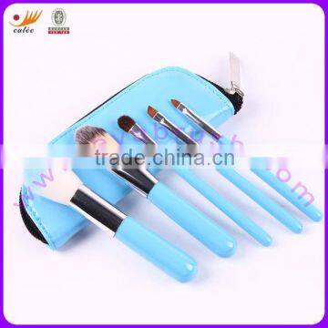 5 PCS Best Quality Makeup Brush Set With Blue Colored Handle