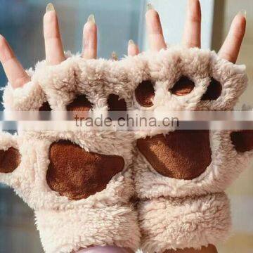 China Supplier Warm Very Thick Cartoon Bear Paw Gloves photo-3