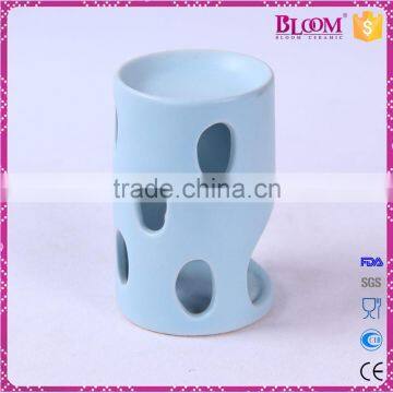 Handmade Crafts Hollow Out Desgin Ceramic Wax Burner photo-3