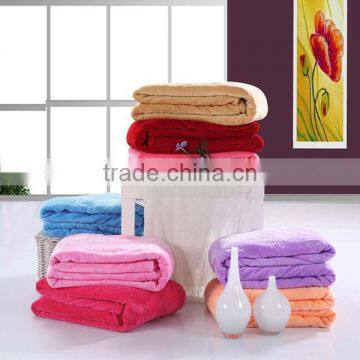 100% Polyester Flannel Blanket with Jacquard