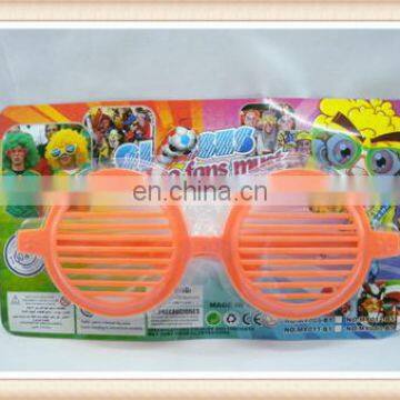 Plastic funny spectacles toy, kids crazy party goofy glasses toy