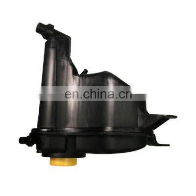 E81 E87 E88 E82 E90 E93 E92 E91 E84 E89 X1 Z4 Car Spare Parts 17137567462 17137607482 Coolant Expansion Tank Bottle Tank